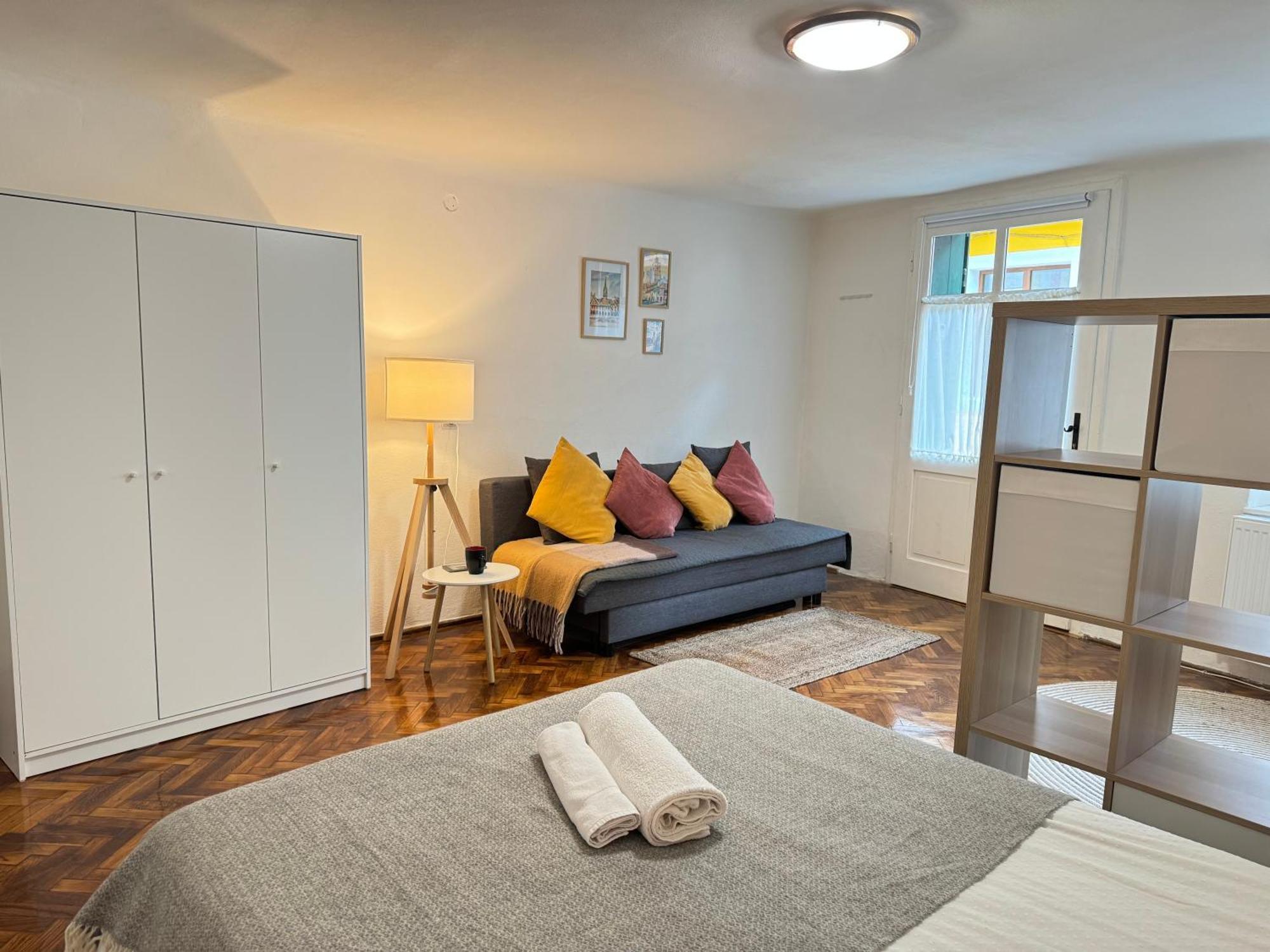 Charming Studio Ideal For Getaways Or Workations In Sibiu'S Medieval City Center Kültér fotó