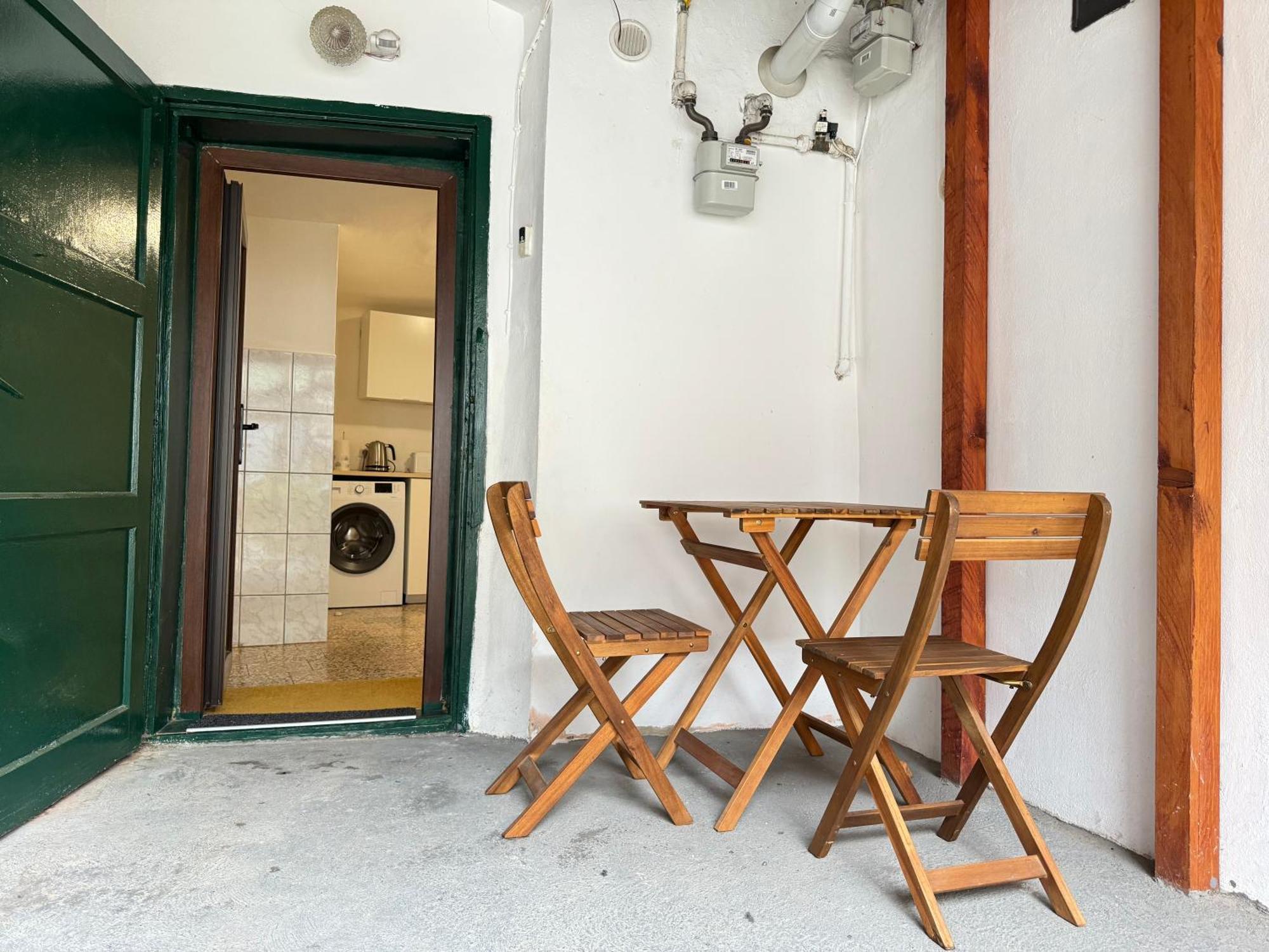 Charming Studio Ideal For Getaways Or Workations In Sibiu'S Medieval City Center Kültér fotó