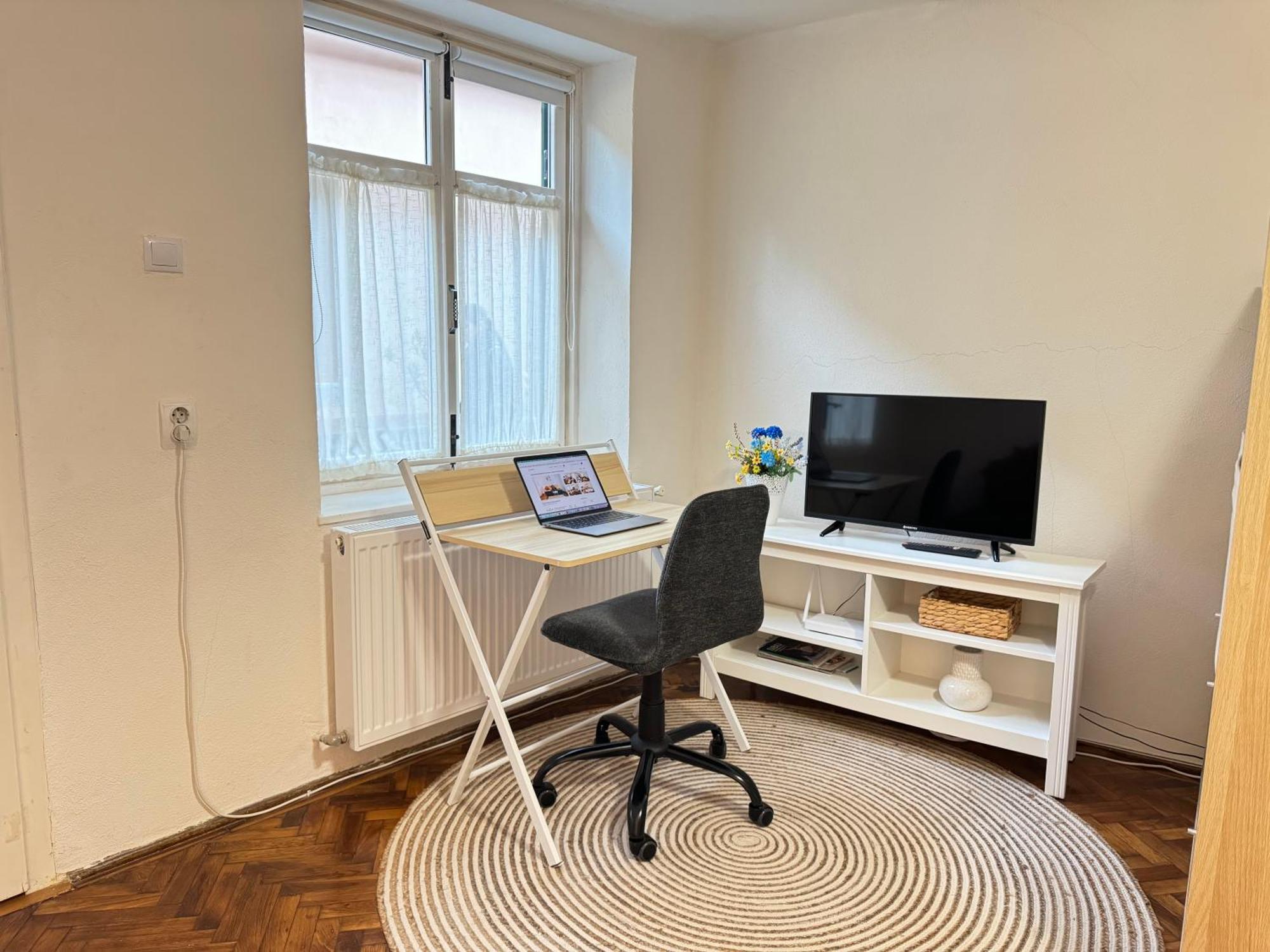 Charming Studio Ideal For Getaways Or Workations In Sibiu'S Medieval City Center Kültér fotó